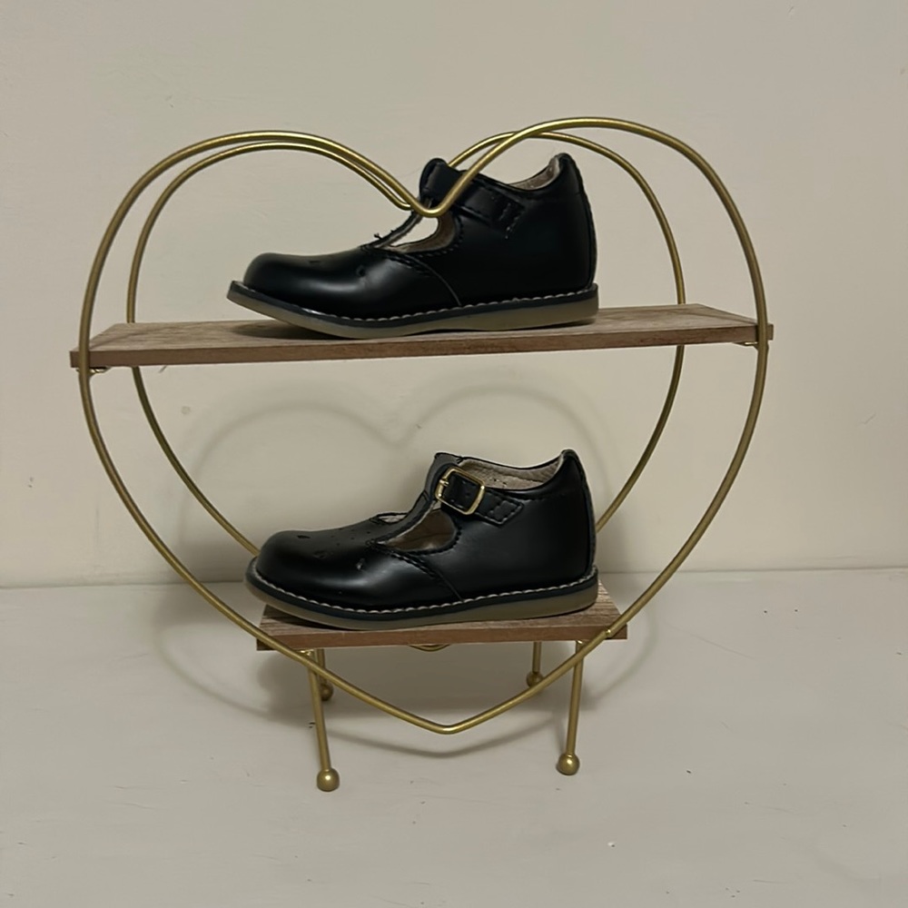 Footmates Mary Jane black size 5